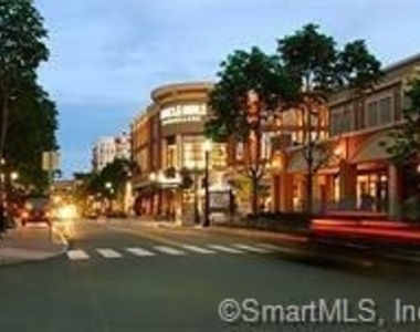 15 Dinah Street - Photo Thumbnail 30