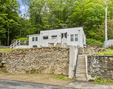 399 Hawthorne Avenue - Photo Thumbnail 37