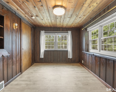 399 Hawthorne Avenue - Photo Thumbnail 22