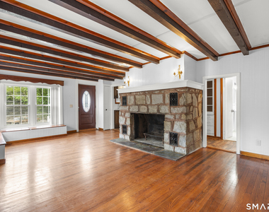 399 Hawthorne Avenue - Photo Thumbnail 13