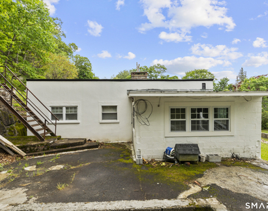 399 Hawthorne Avenue - Photo Thumbnail 6