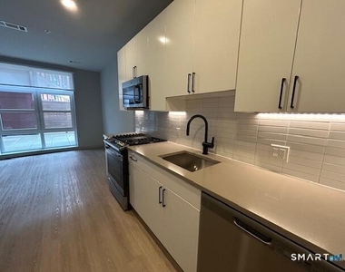 711 Summer Street - Photo Thumbnail 26