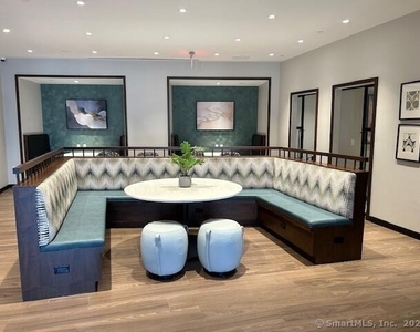 711 Summer Street - Photo Thumbnail 19