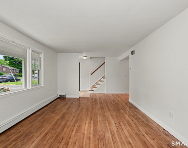 44 Barmore Drive - Photo Thumbnail 3