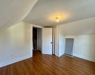 14 Culvert Street - Photo Thumbnail 10