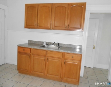 166 Booth Street - Photo Thumbnail 6