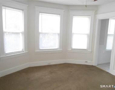 166 Booth Street - Photo Thumbnail 2