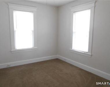 166 Booth Street - Photo Thumbnail 9
