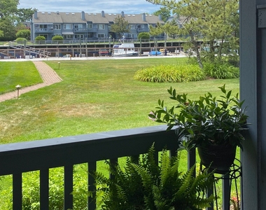 1 Island Drive - Photo Thumbnail 31