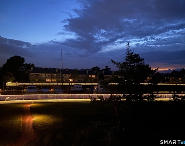 1 Island Drive - Photo Thumbnail 32