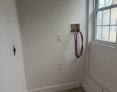 1248 Pembroke Street - Photo Thumbnail 9