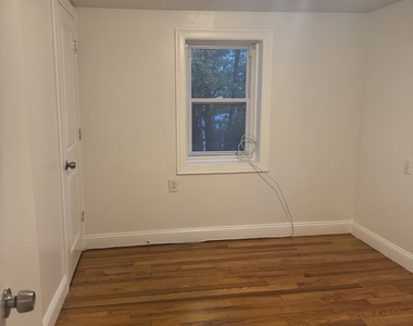 1248 Pembroke Street - Photo Thumbnail 6