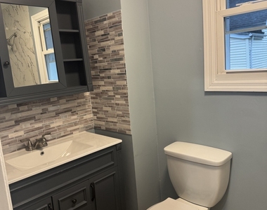 1248 Pembroke Street - Photo Thumbnail 8
