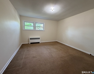 20 North Street - Photo Thumbnail 13