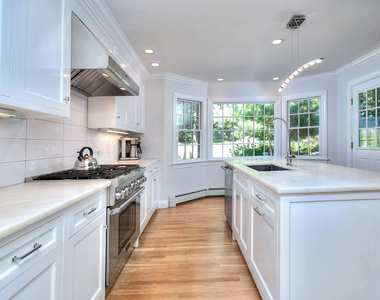 20 Joann Circle - Photo Thumbnail 9