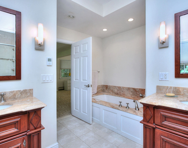 20 Joann Circle - Photo Thumbnail 23
