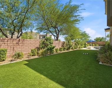 2 Garden Rain Drive - Photo Thumbnail 48