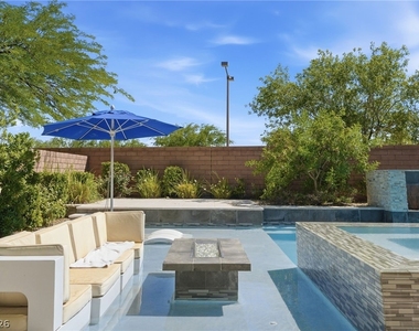 2 Garden Rain Drive - Photo Thumbnail 57