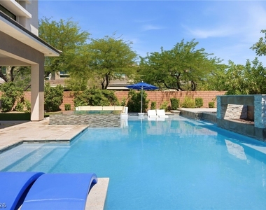 2 Garden Rain Drive - Photo Thumbnail 54