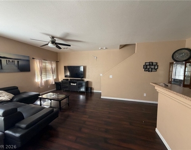 4647 Dealers Choice Way - Photo Thumbnail 2