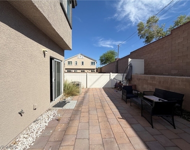 4647 Dealers Choice Way - Photo Thumbnail 15