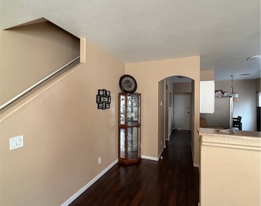 4647 Dealers Choice Way - Photo Thumbnail 9