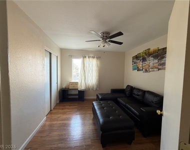 4647 Dealers Choice Way - Photo Thumbnail 13
