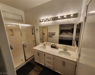 9882 Oriole Crest Court - Photo Thumbnail 9