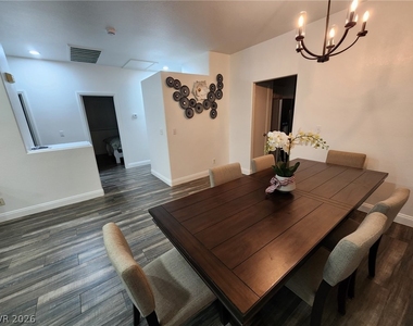 9882 Oriole Crest Court - Photo Thumbnail 5