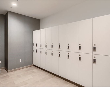 900 Elmwood Forest Lane - Photo Thumbnail 18