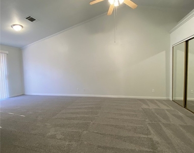 181 Laguna Hills Court - Photo Thumbnail 10