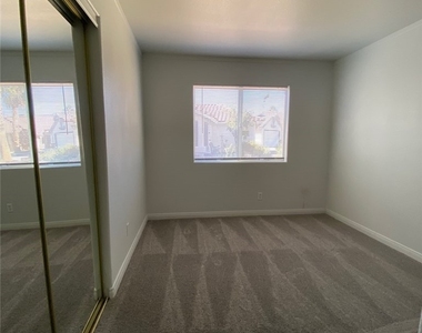 181 Laguna Hills Court - Photo Thumbnail 20