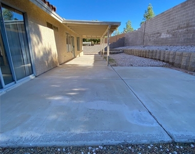 181 Laguna Hills Court - Photo Thumbnail 21