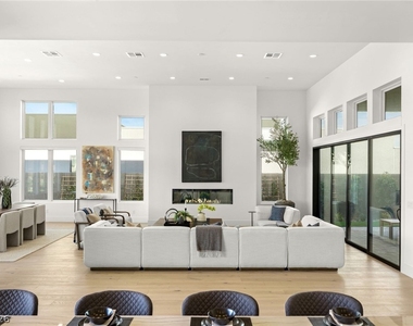 10964 Rossa Peak Avenue - Photo Thumbnail 17