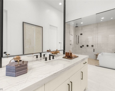 10964 Rossa Peak Avenue - Photo Thumbnail 28