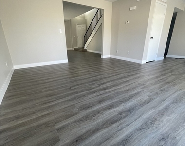 2840 Belleza Lane - Photo Thumbnail 4