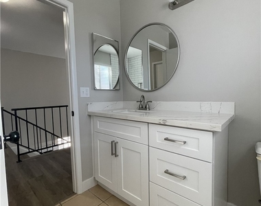 2840 Belleza Lane - Photo Thumbnail 16