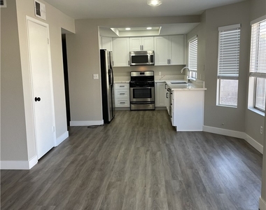 2840 Belleza Lane - Photo Thumbnail 2