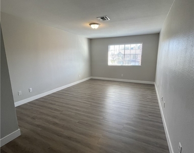 2840 Belleza Lane - Photo Thumbnail 20