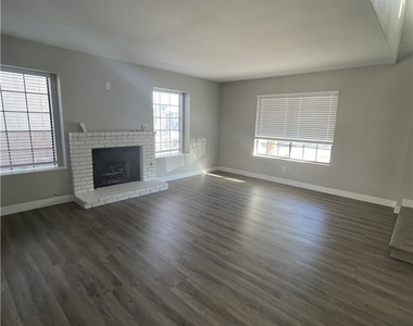 2840 Belleza Lane - Photo Thumbnail 24