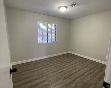 2840 Belleza Lane - Photo Thumbnail 17