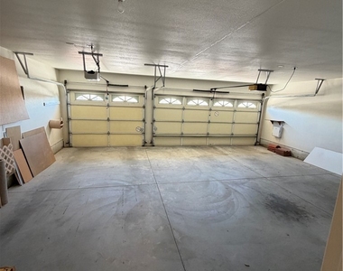 5776 E Badlands Lane - Photo Thumbnail 32