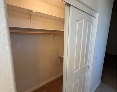 5776 E Badlands Lane - Photo Thumbnail 26