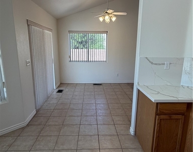 5776 E Badlands Lane - Photo Thumbnail 10