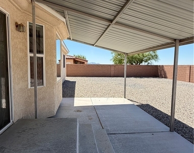 5776 E Badlands Lane - Photo Thumbnail 27