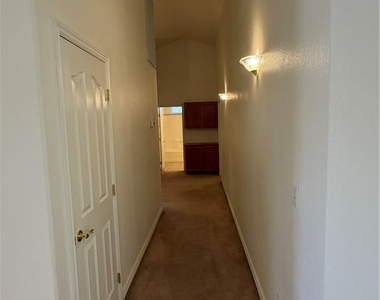 5776 E Badlands Lane - Photo Thumbnail 12