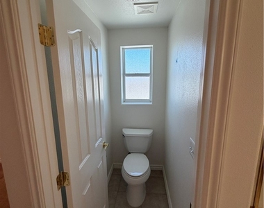 5776 E Badlands Lane - Photo Thumbnail 22