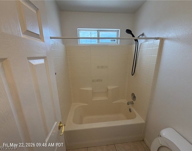343 Mulberry Glen Drive - Photo Thumbnail 7