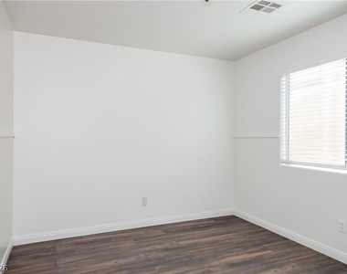 6408 Flathead Avenue - Photo Thumbnail 9