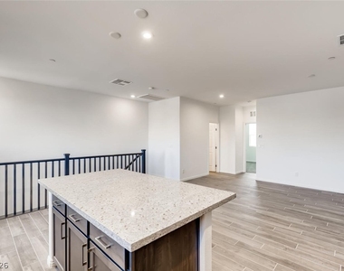 1278 Arcadia Rim Place - Photo Thumbnail 7
